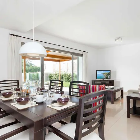 Marinda Cala 'n Bosch